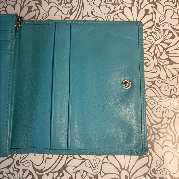 le saunda blue leather cute and romantic trifold wallet - Picture 11 of 16
